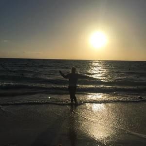 Meet your Posher, Mishel